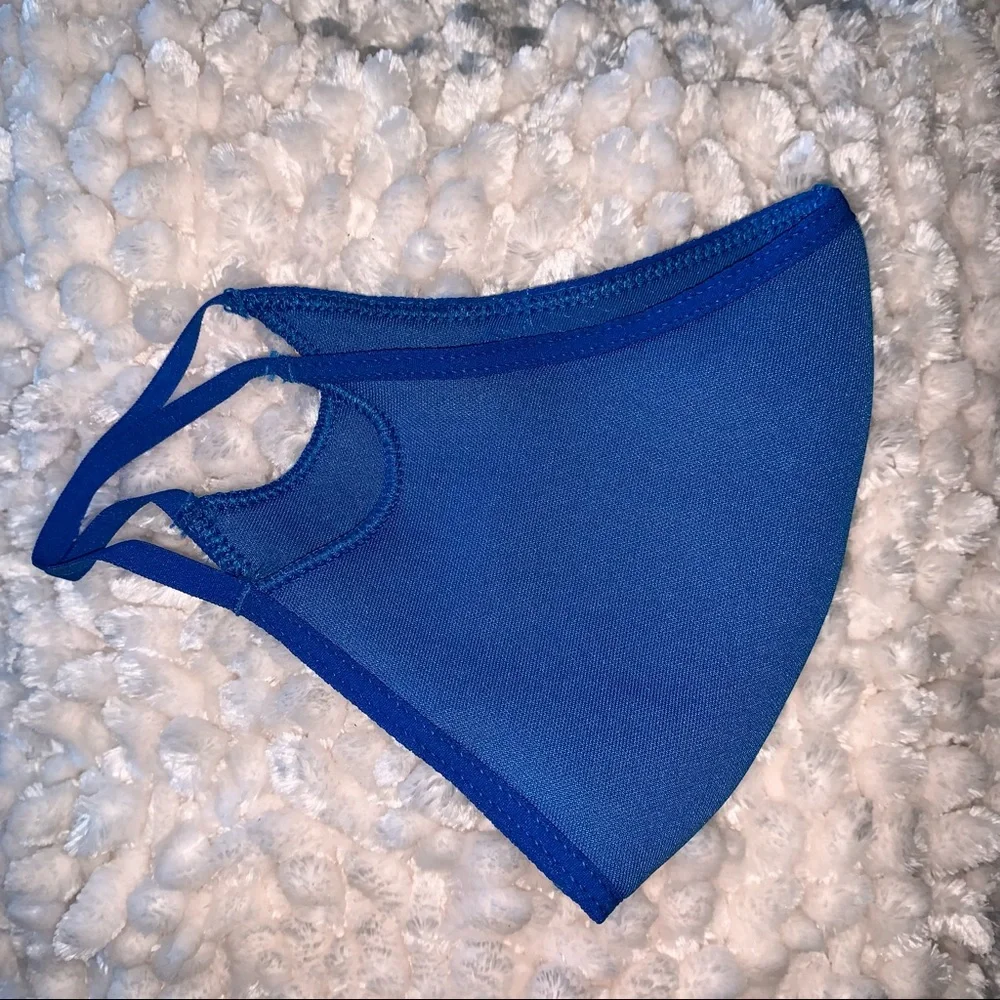 Unisex Adidas Face Cover 💙🖤🤍